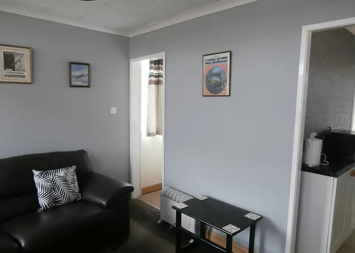 Inviting 2-Bed Chalet In Mablethorpe