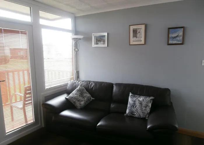 Inviting 2-Bed Chalet In Mablethorpe
